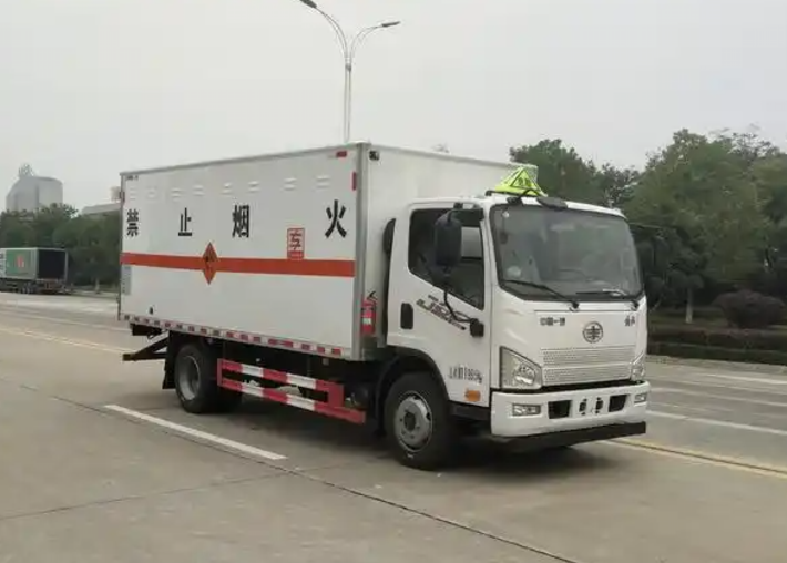 荔波爆破器材运输车可以上高速吗？