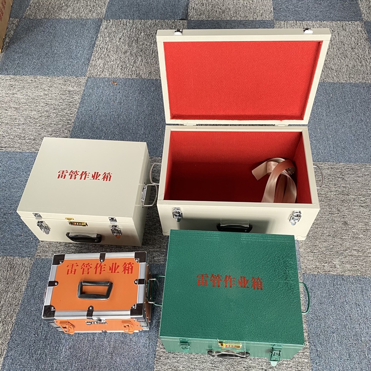 荔波爆破工程作业箱如何选择？玻璃钢与传统材质的全面对比